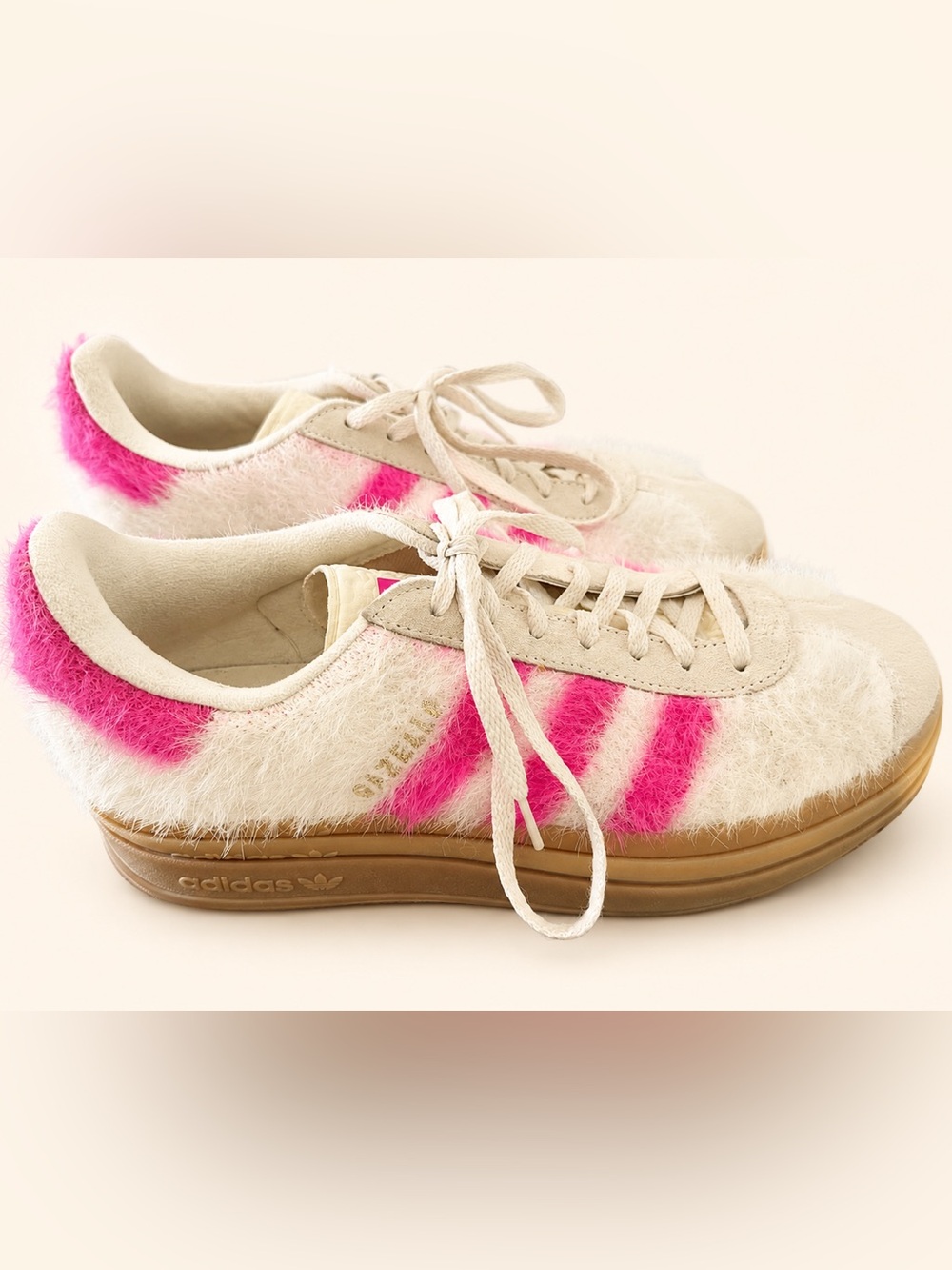 RARE /LIMITED EDITION Adidas Gazelle Fuzzy White & Hot Pink Sneakers size 8 1/2